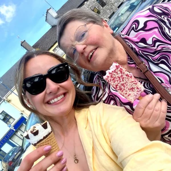 Mam by my side, 2017, photo 3