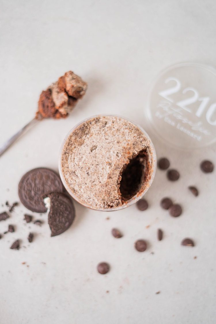 Chocolate Fudge and Oreo Cake Jars (Box of 2) 2210 Patisserie