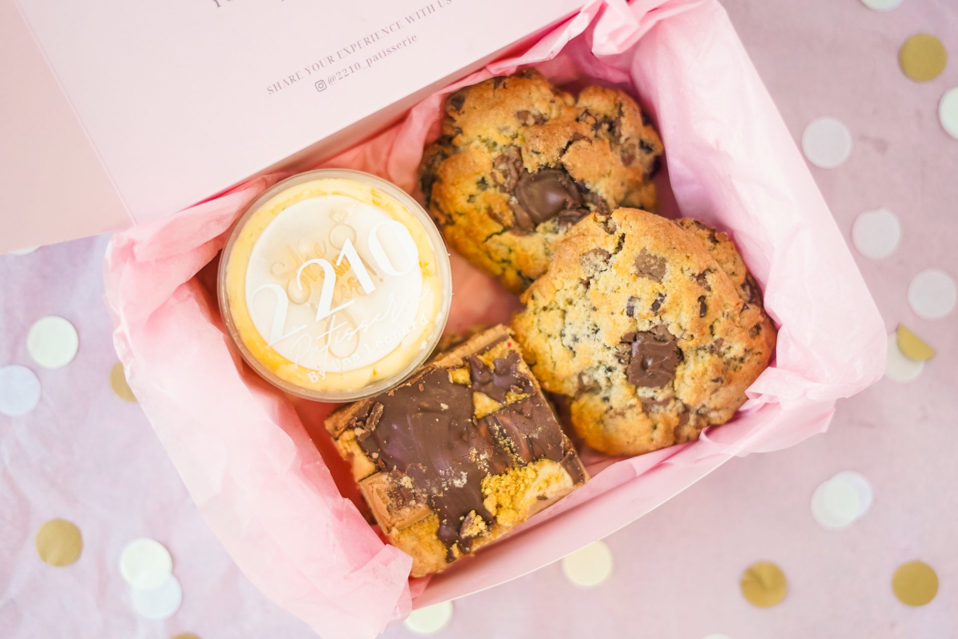 Special Occasions Deluxe Box