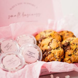 Hot Chocolate & Cookie Box